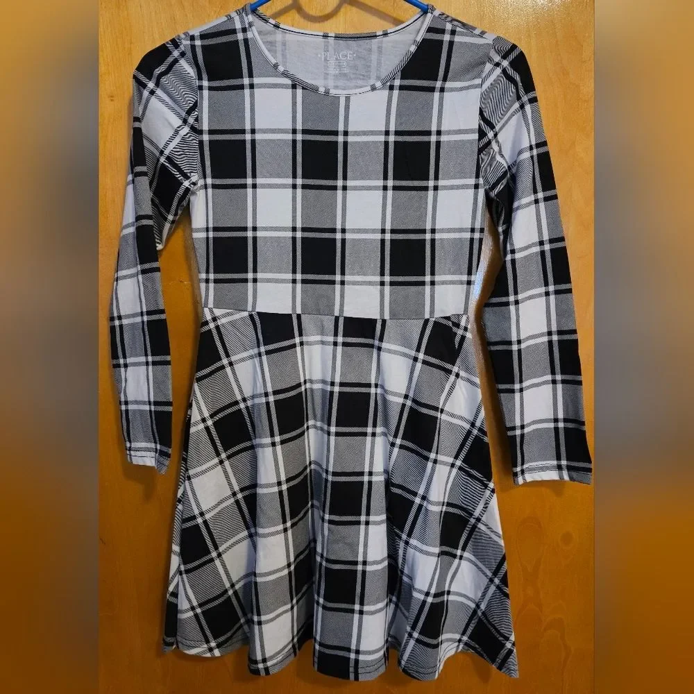 Childerns Place Girls Black and White Fit and Flare Dress Long Sleeve Casual L